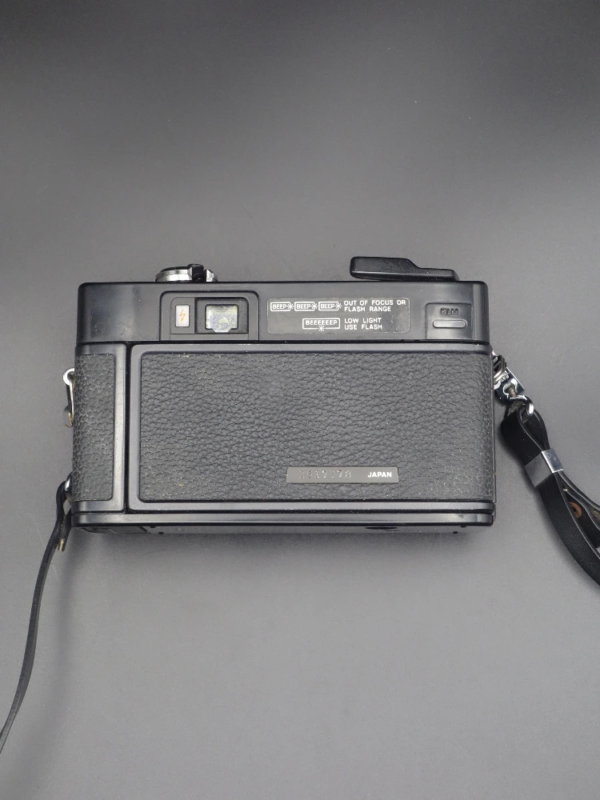 Minolta Hi-Matic AF-2 benber shop appareil photo argentique