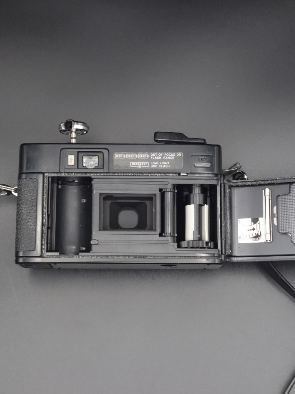 Minolta Hi-Matic AF-2 benber shop appareil photo argentique