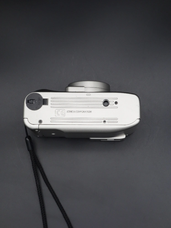 Konica Z-up 118 super benber shop appareil photo argentique